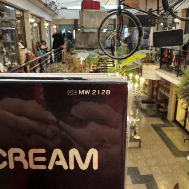 Cream (2) – Live Cream